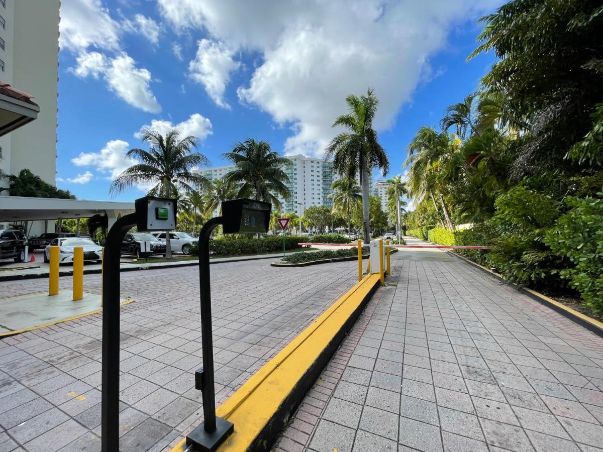 Sunny Isles Comfor Apartments Ocean Reserve ميامي بيتش المظهر الخارجي الصورة